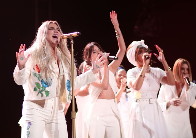 Praying about Kesha’s Grammy performance