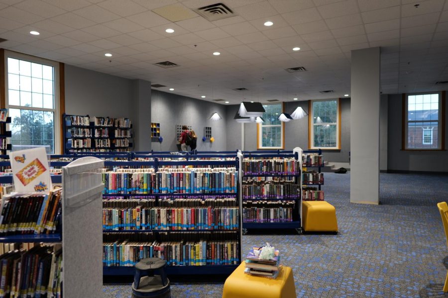 The library has been under renovation since November and one of the changes includes putting the books in new, smaller, mobile bookshelves and adding soft seating to complement the space. The goal of the new furniture was for it to be not only mobile, but updated. Soft seating was something the student committee with parents and teachers all wanted, Hampton said.