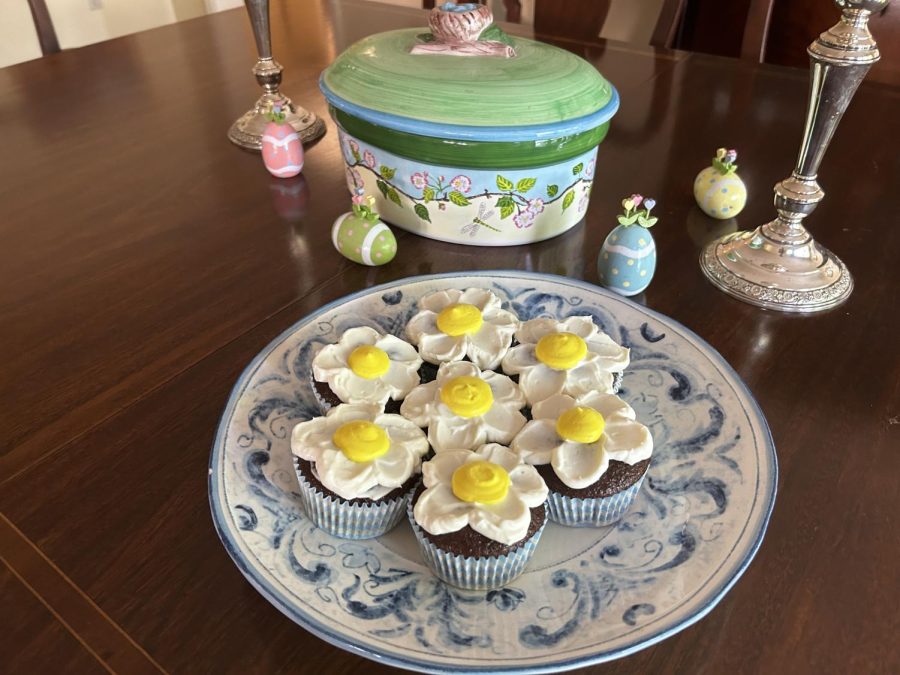 The cupcakes once theyve been baked and decorated. They are easy to make and the perfect dessert for a spring gathering.